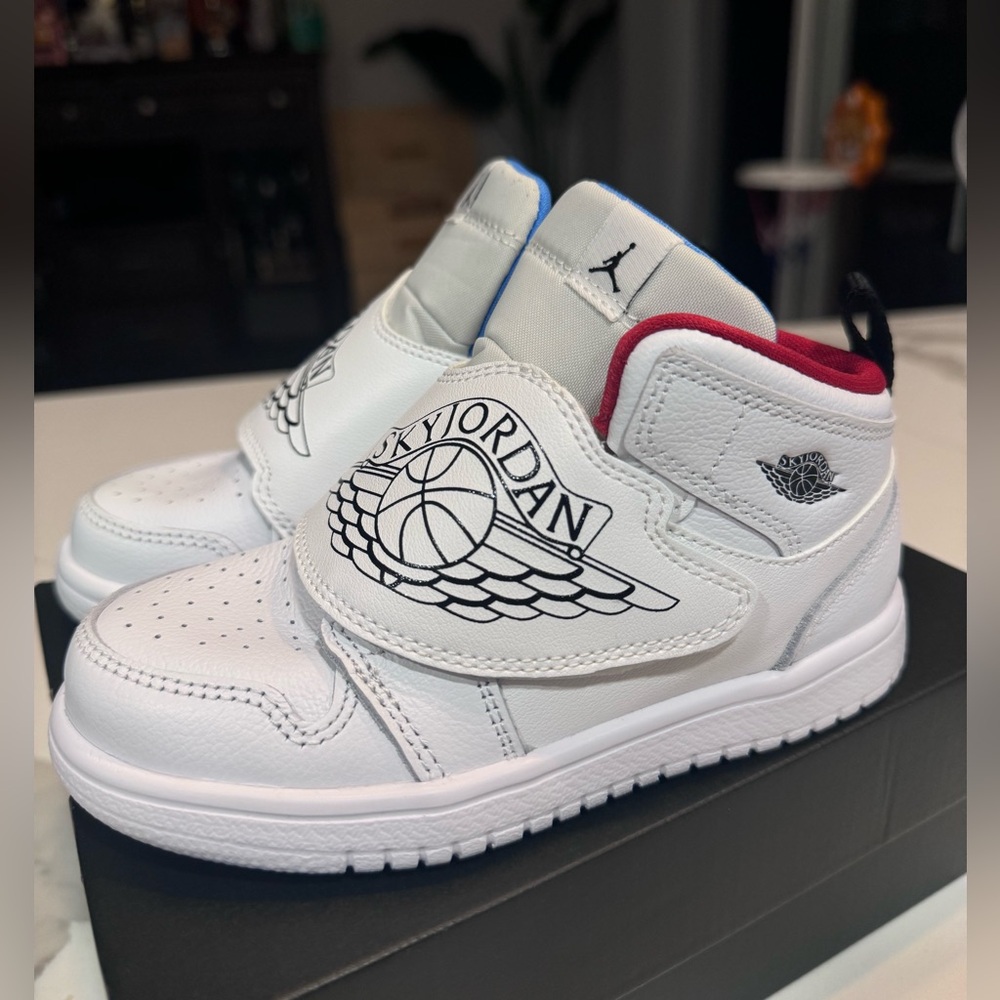 Sky Jordan Toddler sky jordan bq7196-164 10C